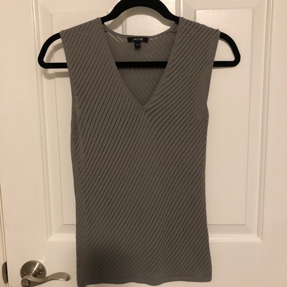 Jacob V neck top - Picture 2 of 4